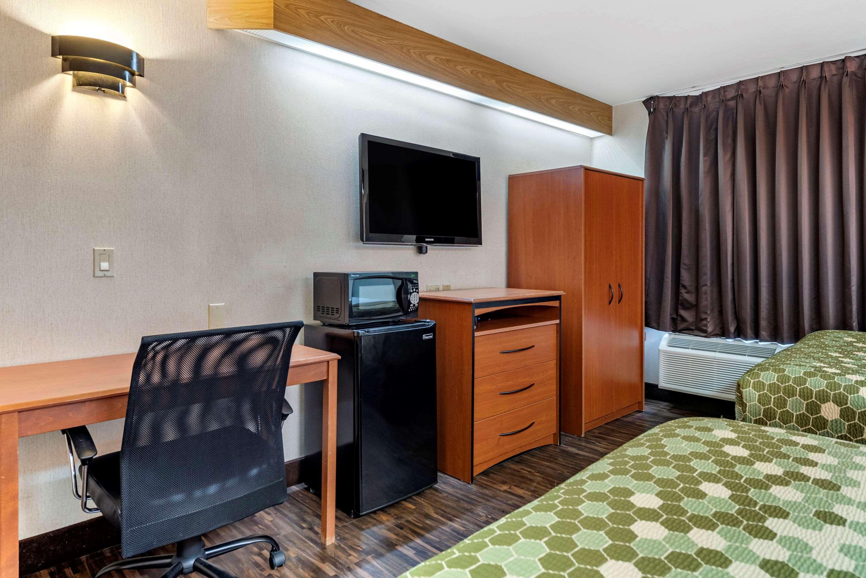 Econo Lodge North Academy Колорадо Спрингс Екстериор снимка