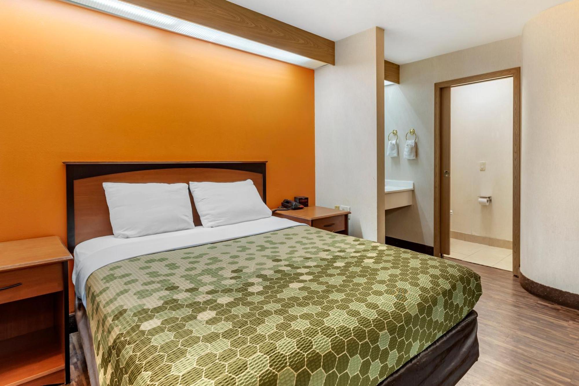 Econo Lodge North Academy Колорадо Спрингс Екстериор снимка