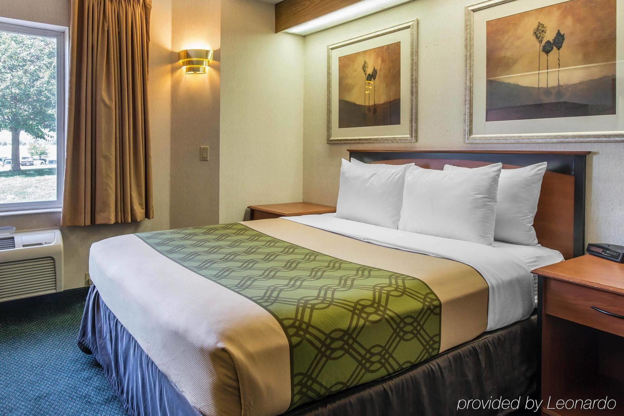Econo Lodge North Academy Колорадо Спрингс Екстериор снимка