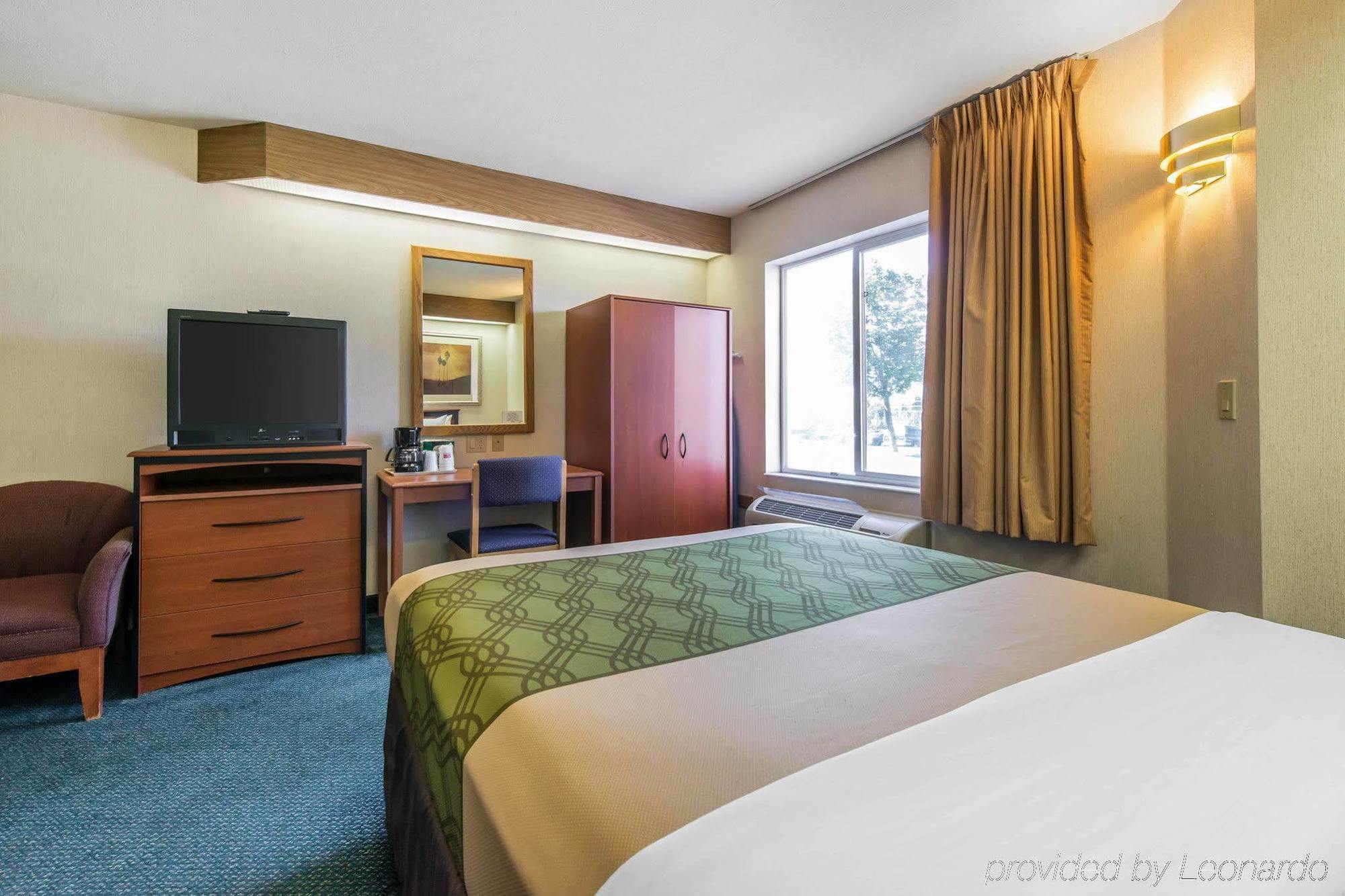 Econo Lodge North Academy Колорадо Спрингс Екстериор снимка